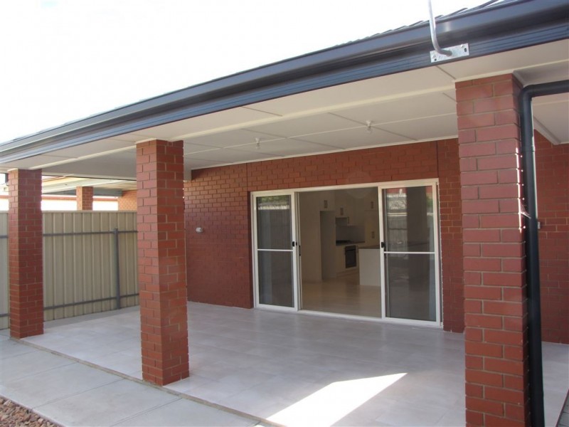 16a Martins Road, Seaton SA 5023