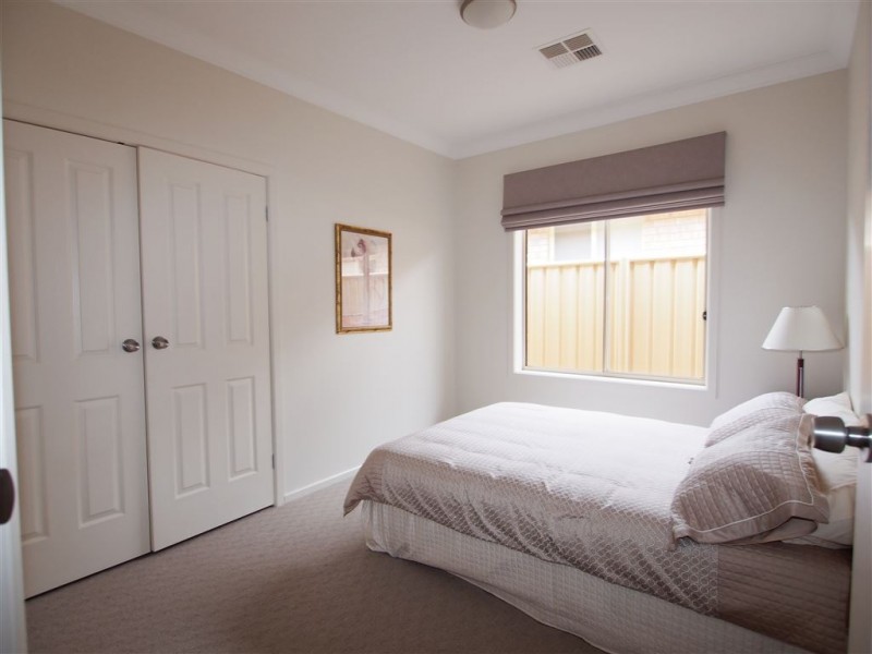 15 Freeman Avenue, Munno Para SA 5115