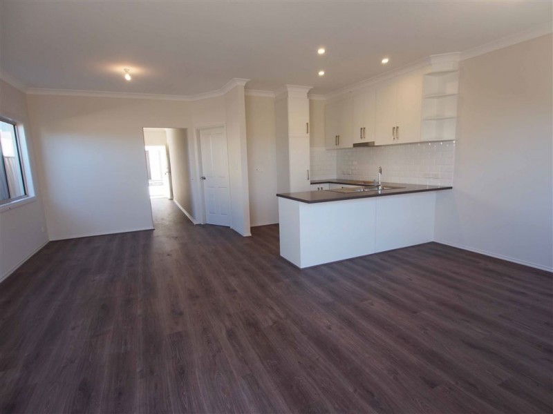 93 Panalatinga Road, Woodcroft SA 5162