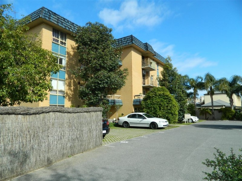 12/15 Byron Street, Glenelg SA 5045