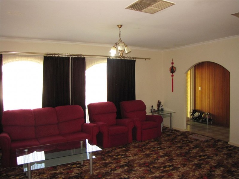 1a Stonehaven Street, Pennington SA 5013