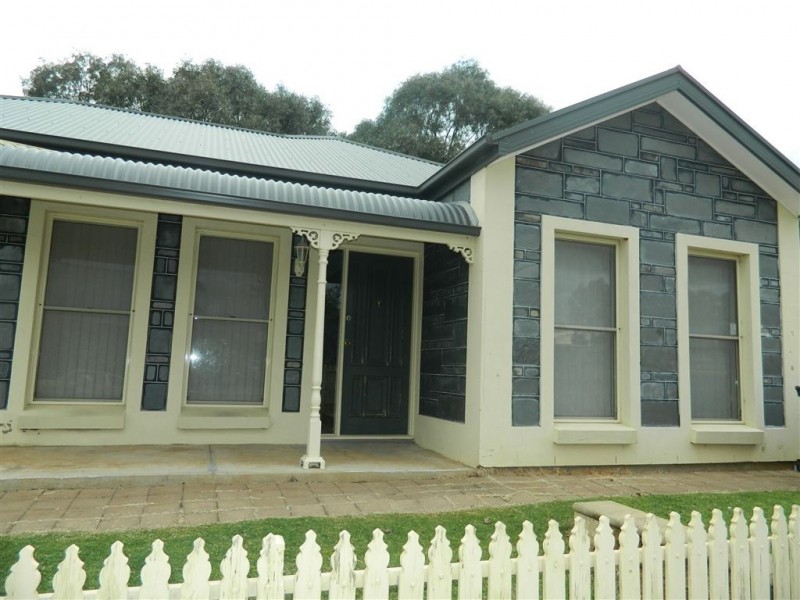 18 Maple Circuit, Mawson Lakes SA 5095