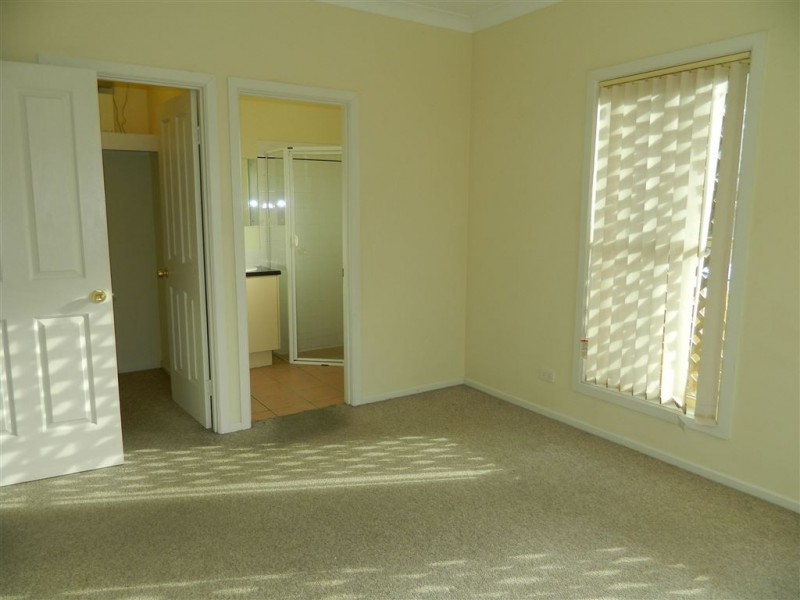 18 Maple Circuit, Mawson Lakes SA 5095