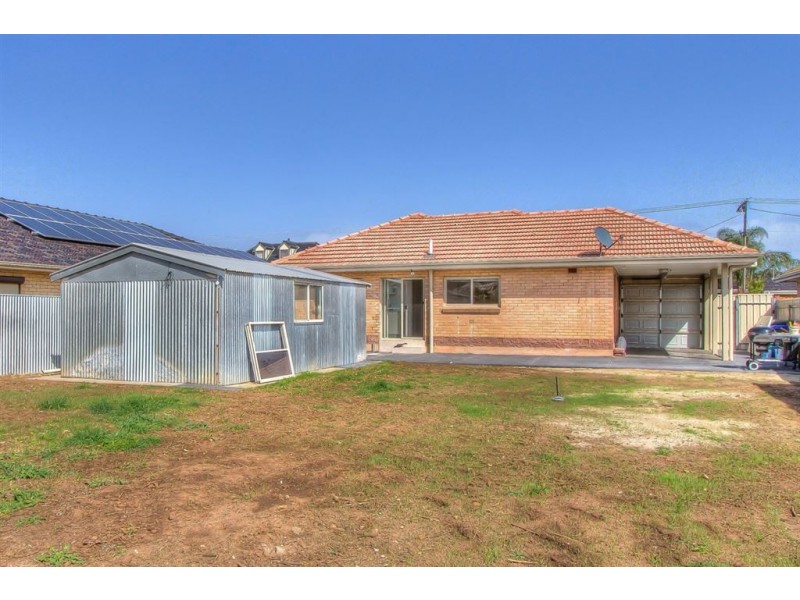 13 McNeilly Crescent, Seaton SA 5023