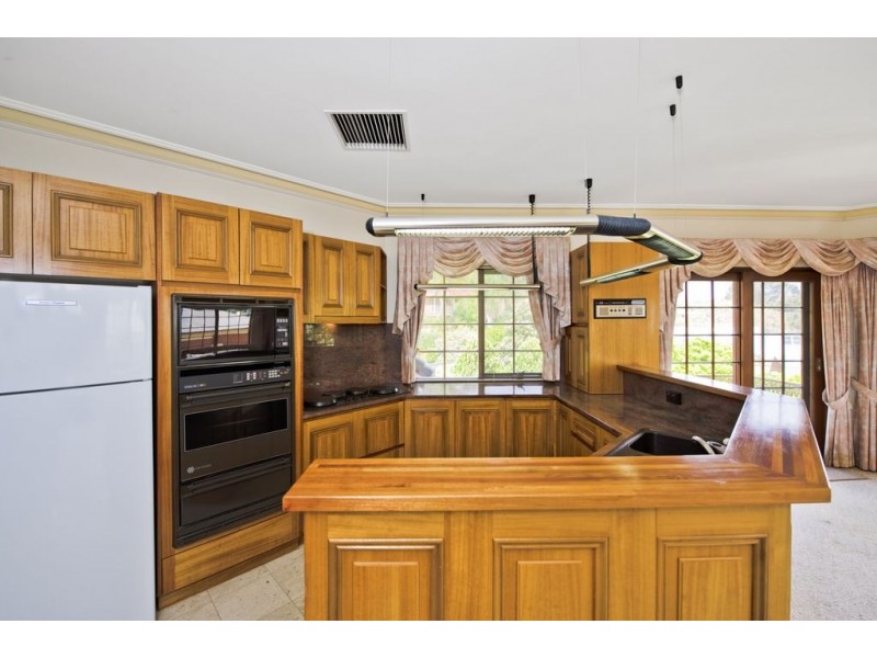 8 Glyde Street, Glen Osmond SA 5064