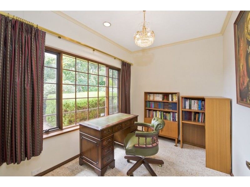 8 Glyde Street, Glen Osmond SA 5064