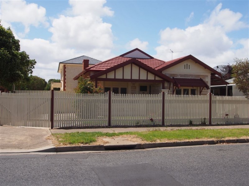 34 Danvers Grove, Woodville Gardens SA 5012