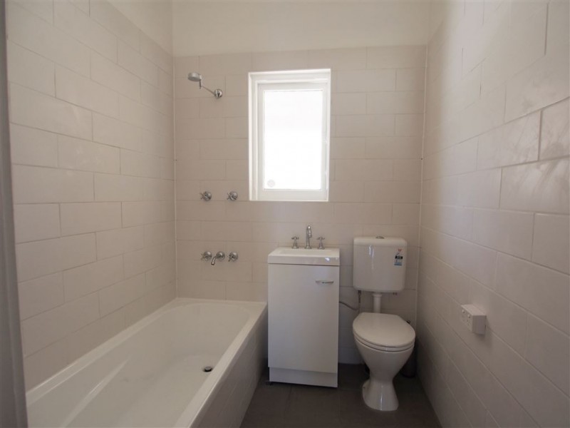 34 Danvers Grove, Woodville Gardens SA 5012