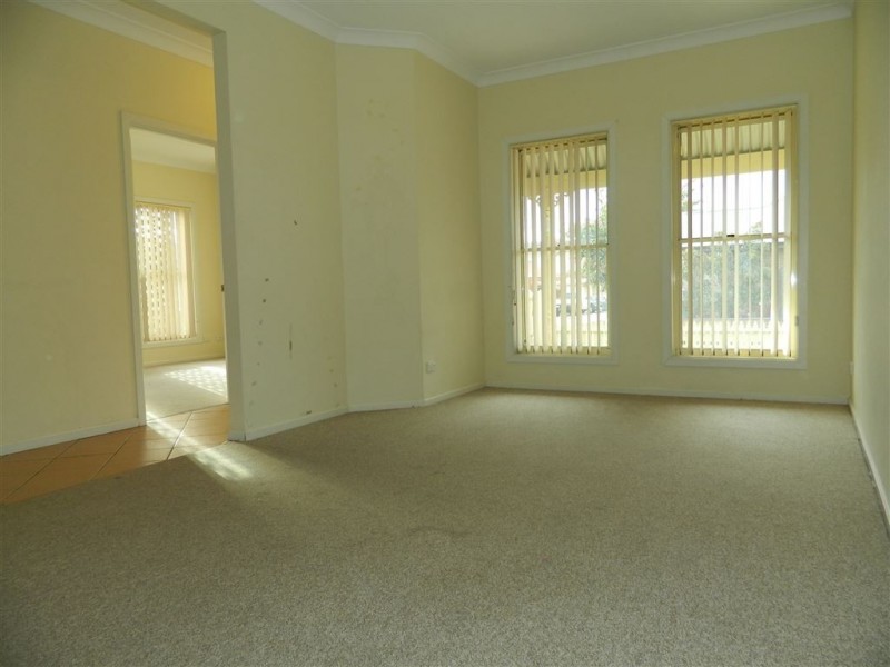 18 Maple CCt, Mawson Lakes SA 5095