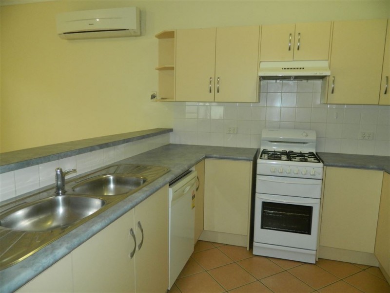 18 Maple CCt, Mawson Lakes SA 5095