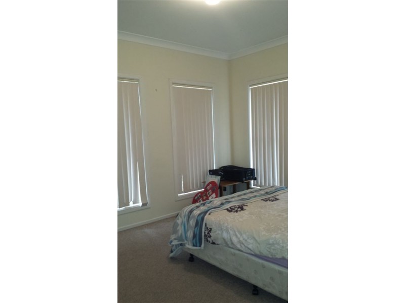 18 Maple CCt, Mawson Lakes SA 5095