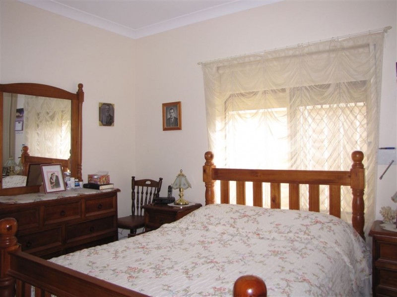 2 Third Avenue, Woodville Gardens SA 5012