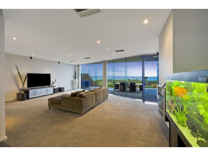 15 Tennyson Heights Court, Tennyson SA 5022