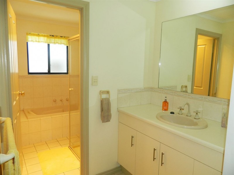 2a Pearce Street, Ottoway SA 5013