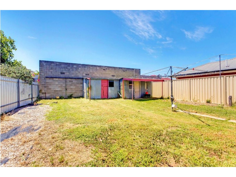 121 Crown Terrace, Royal Park SA 5014