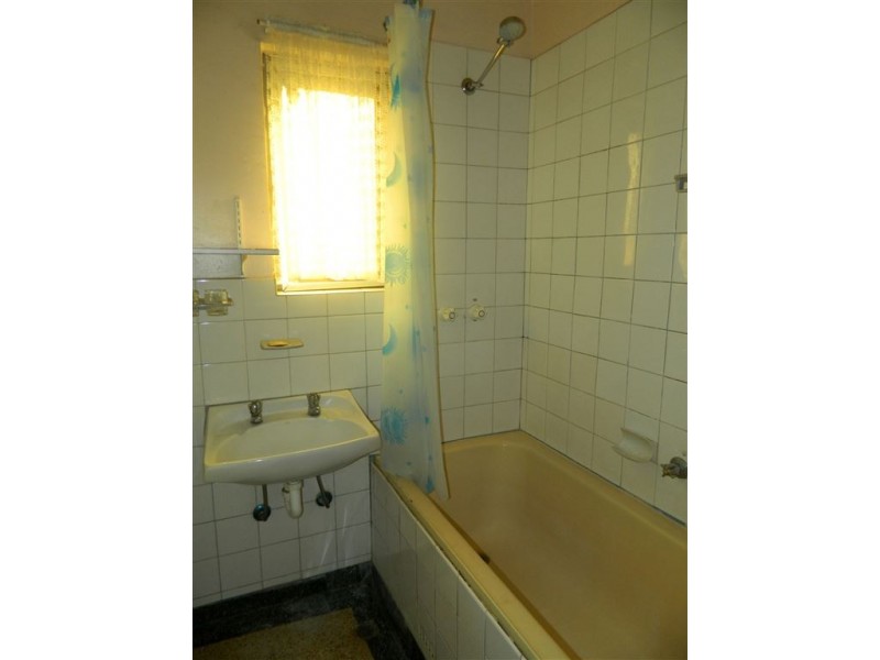 112 May Terrace, Ottoway SA 5013