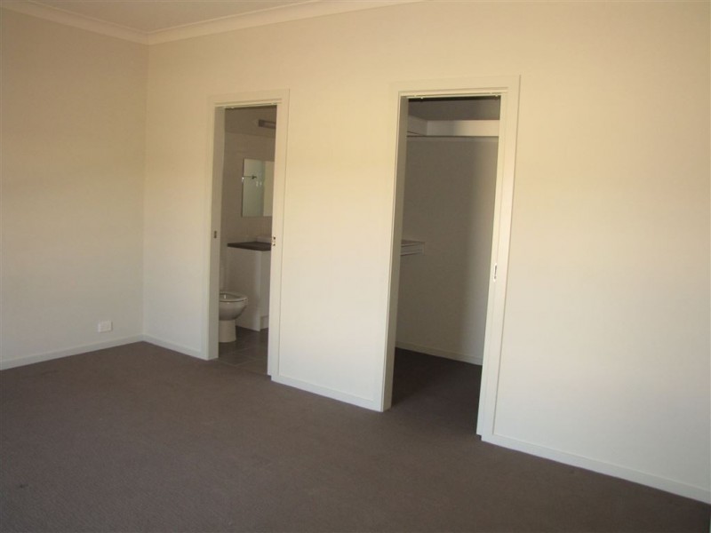 2 Alton Street, Beverley SA 5009
