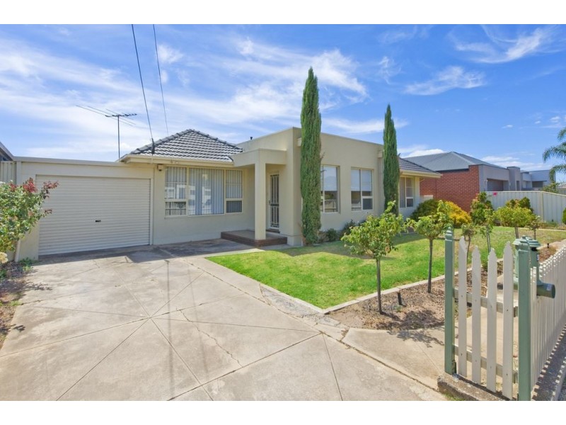 9 Maria Street, Findon SA 5023