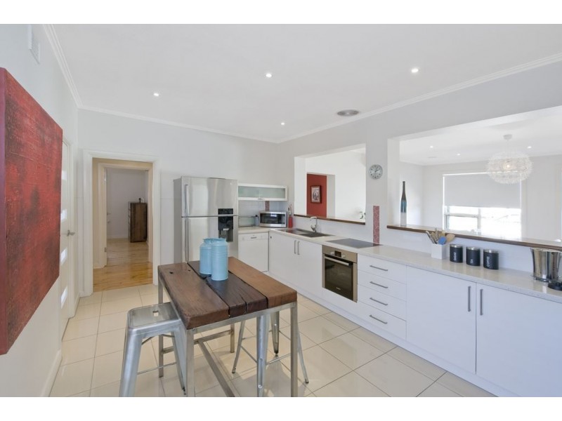 9 Maria Street, Findon SA 5023