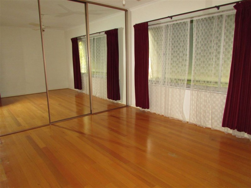 12 Milton Avenue, Clearview SA 5085