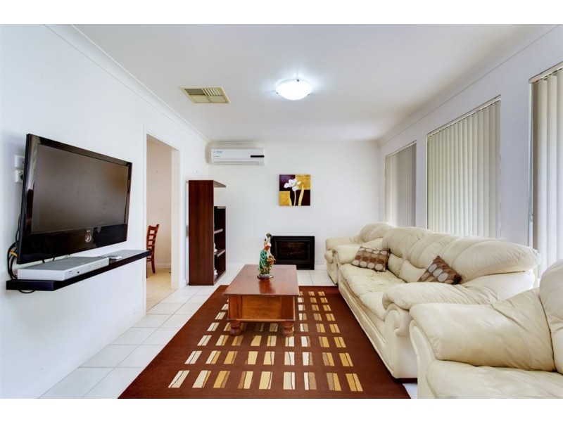 29 Lindsay Avenue, Valley View SA 5093