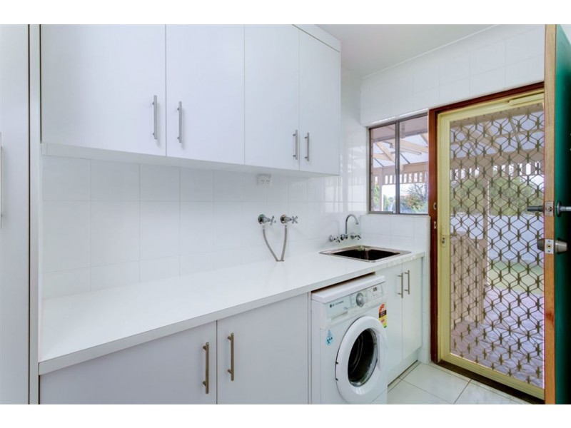 29 Lindsay Avenue, Valley View SA 5093