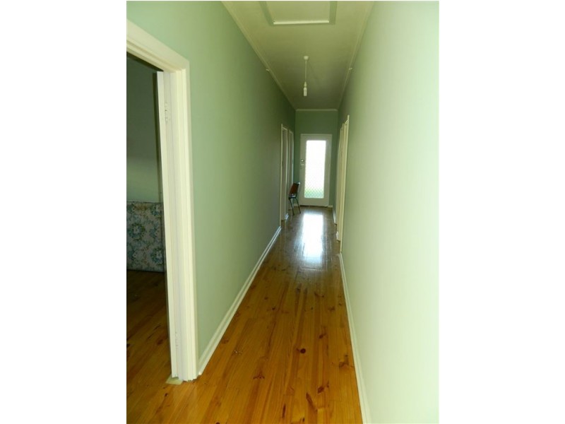 22 Fourth Street, Wingfield SA 5013