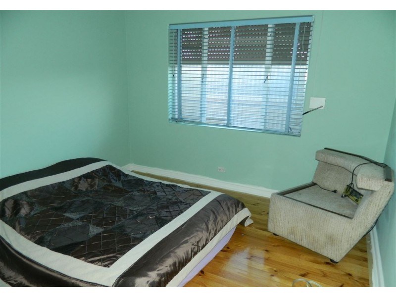 22 Fourth Street, Wingfield SA 5013