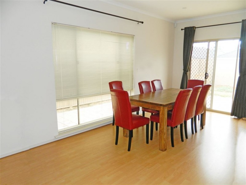 6 Corymbia Ave, Athol Park SA 5012