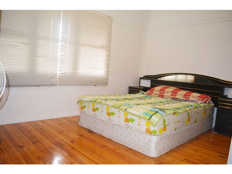 27 Ninth Ave, Woodville North SA 5012