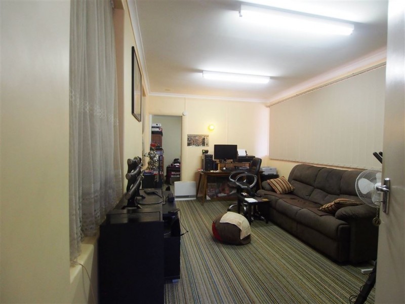 17 Findon Road, Woodville South SA 5011