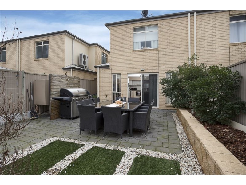 55 Fleming Crescent, Mansfield Park SA 5012