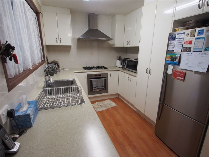 19 Barton Drive, Trott Park SA 5158