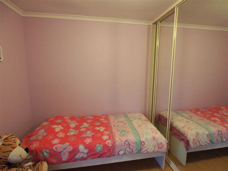 19 Barton Drive, Trott Park SA 5158