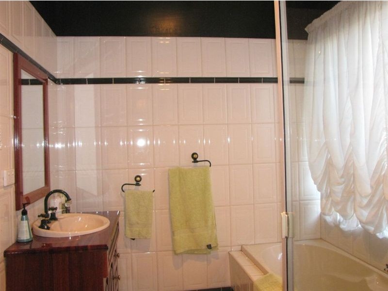 2/267 Tapleys Hill Road, Seaton SA 5023