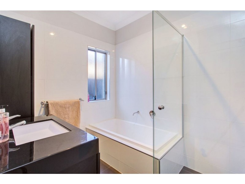 18 Hartley Road, Flinders Park SA 5025