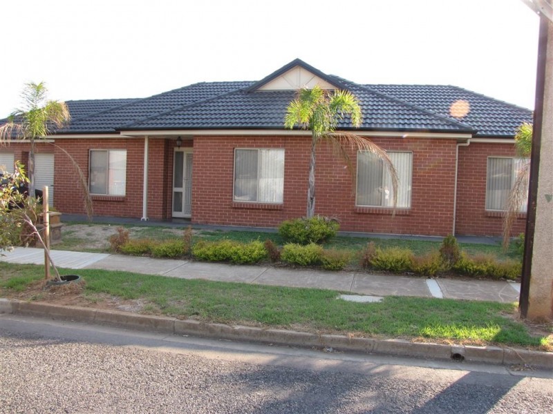 1a Danvers Grove, Woodville Gardens SA 5012