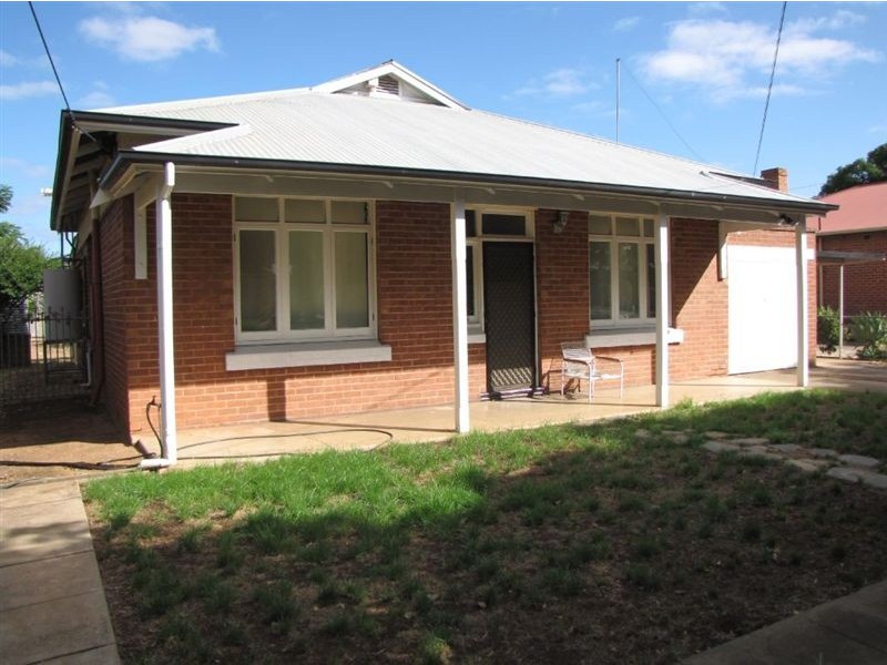 17 Carnarvon Parade, West Croydon SA 5008