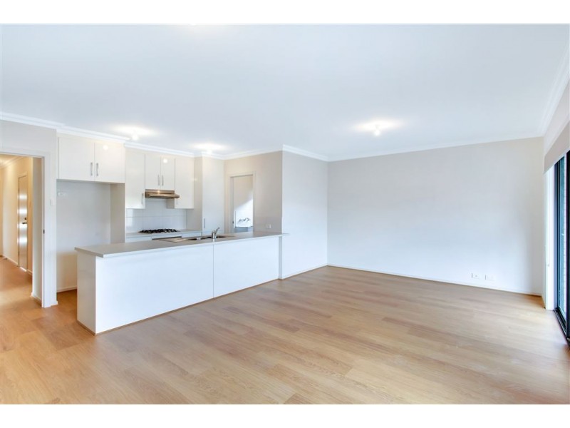 14a Perth Avenue, Valley View SA 5093