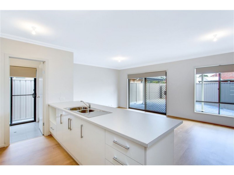 14a Perth Avenue, Valley View SA 5093