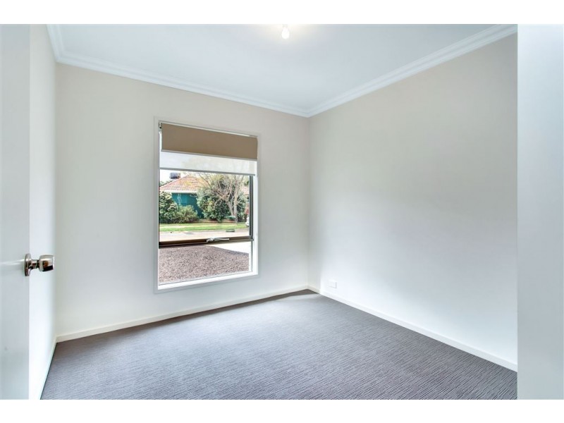 14a Perth Avenue, Valley View SA 5093