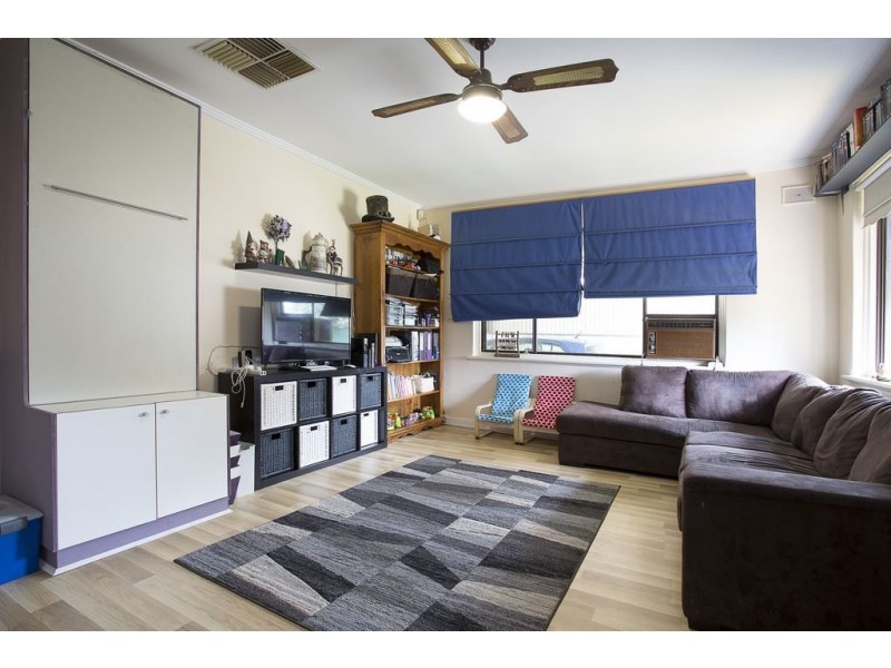 6 Sarah Court, Pennington SA 5013