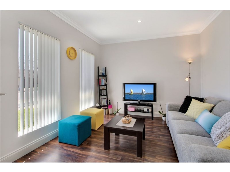 2c Broadford Crescent, Findon SA 5023