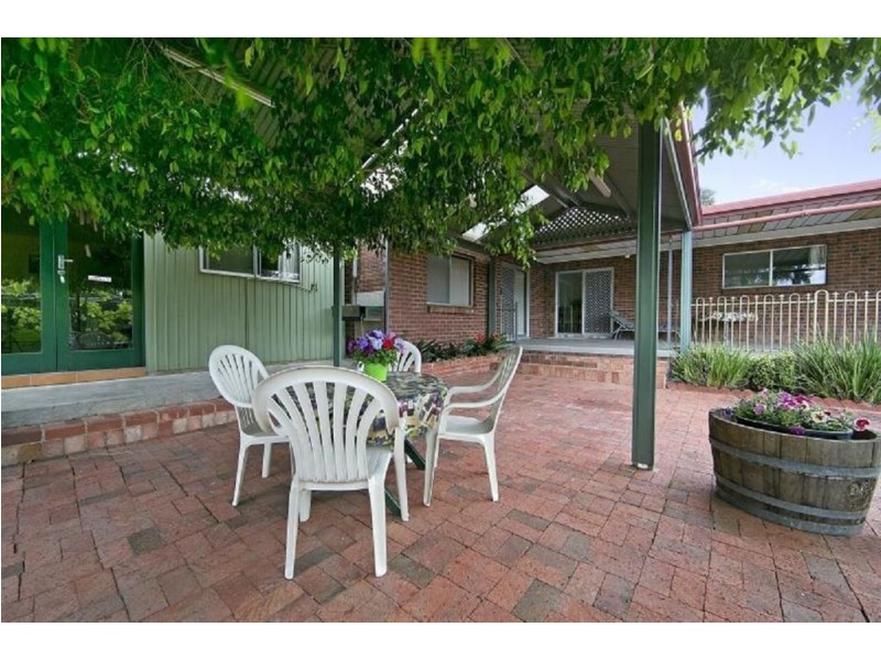 4 Seville Ave, Gulfview Heights SA 5096