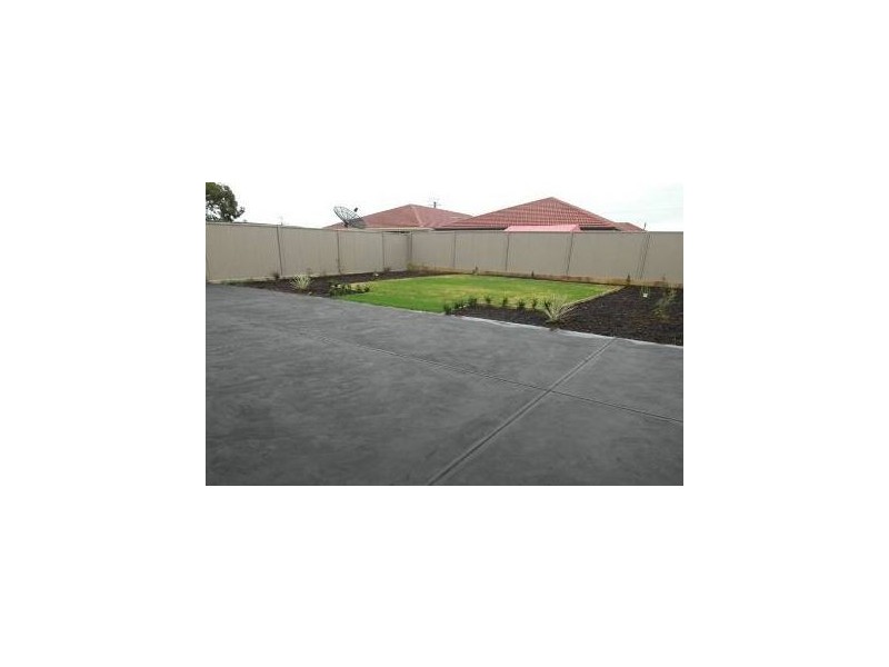 13 Byron Street, Mansfield Park SA 5012