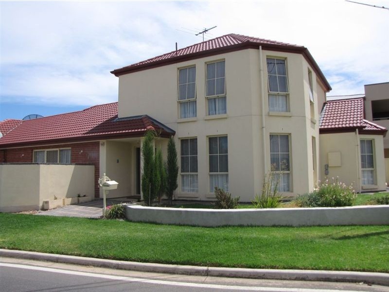 2 Charles Veale Drive, West Beach SA 5024