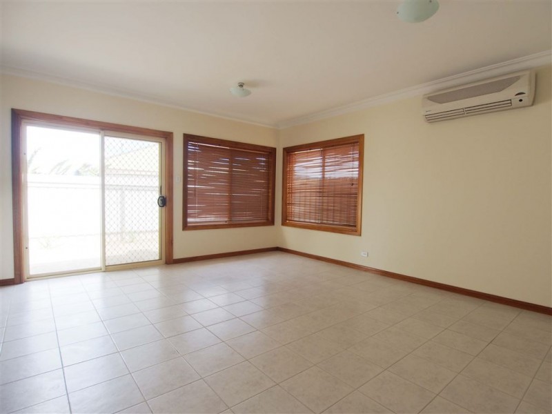11 Wastell Court, Pennington SA 5013