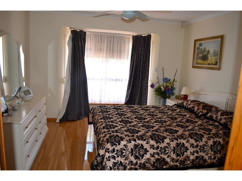 5 Olde Drive, Gulfview Heights SA 5096