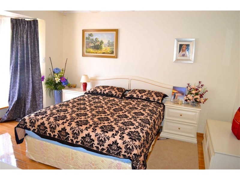 5 Olde Drive, Gulfview Heights SA 5096