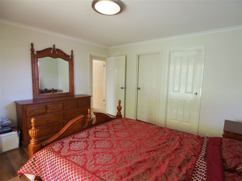 24 Essex Street, Mansfield Park SA 5012